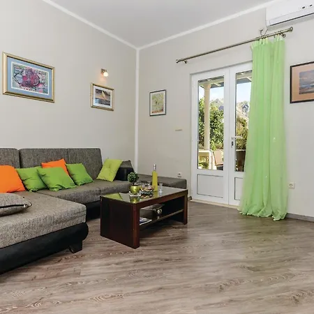 Vakantiehuis Srebeno With Sea View 281